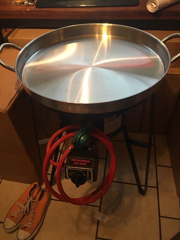 Comal para discada base quemador incluye la conexión para el tanque de gas