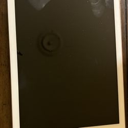 Apple iPad 9.7in 6th Generation WiFi + Cellular (32GB, Gold) 