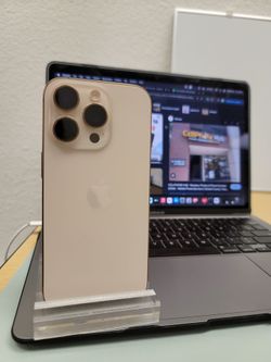 iPhone 16 Pro desbloqueado