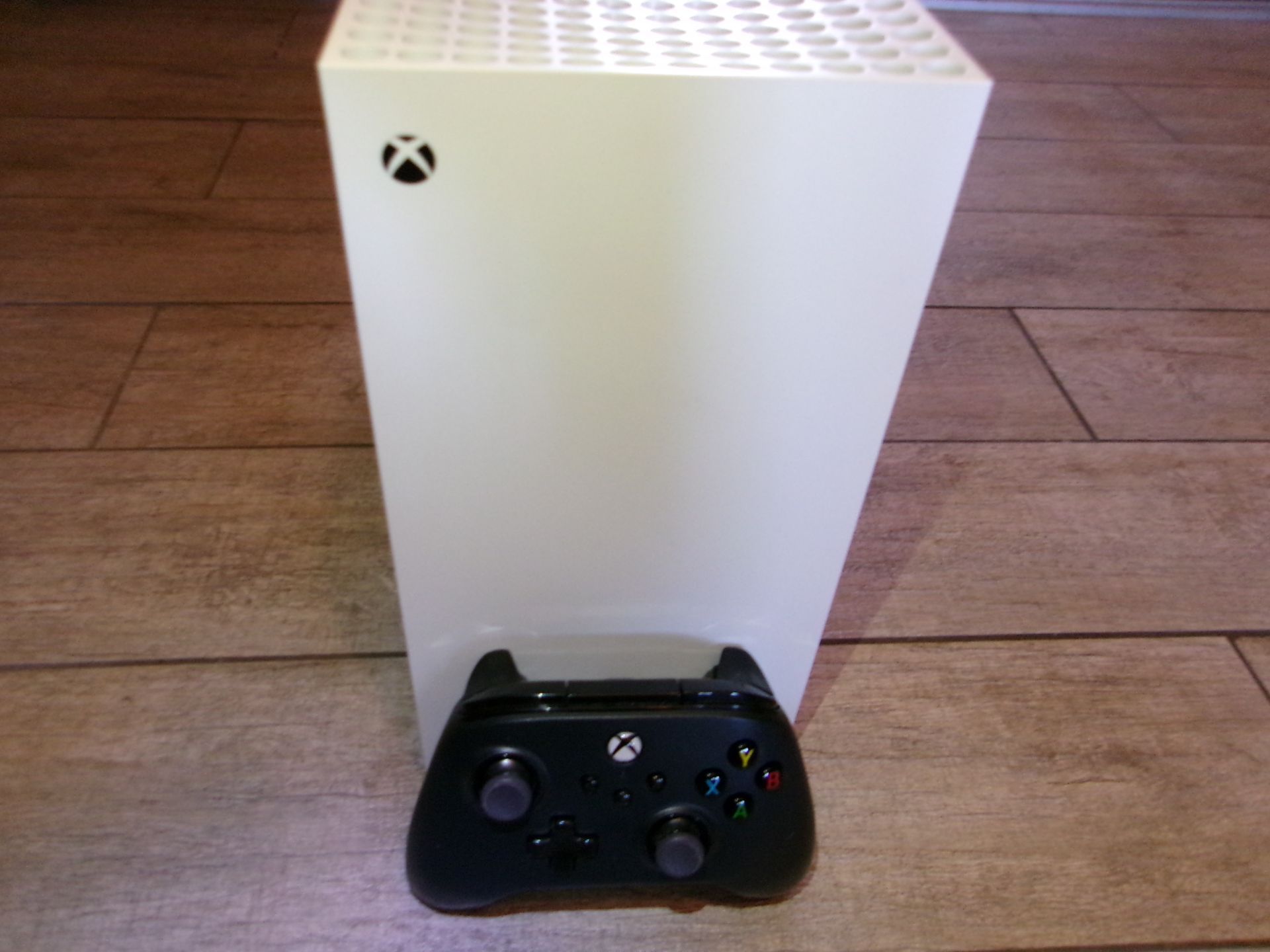 Xbox Series X *LIKE NEW*