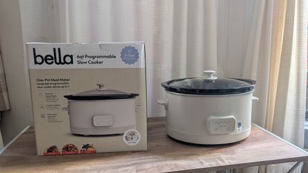 Bella 6 Qt Programmable Slow Cooker — Oatmilk — Used 3 Times, Like New w/ Box
