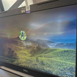 Dell Inspiron 15-5570 i5 3.4GHz 32GB 1TB SSD, 2TB HDD.