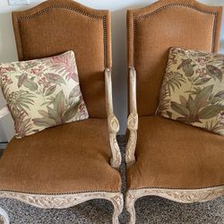 Accent Chairs