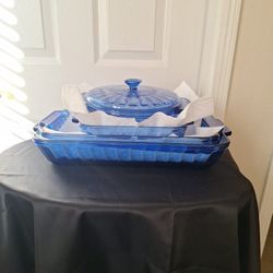 Anchor Hocking 5 Pc Blue Scalloped Sides Matching Set! It's Available 