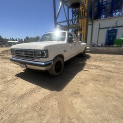 1988 Ford 1 Ton Trucks