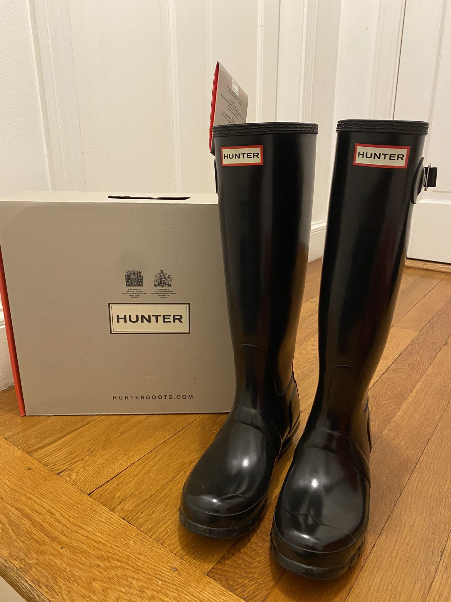 Tall Hunter Glossy Rain Boots