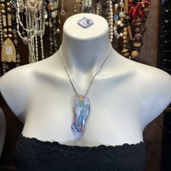 Lee Sands Mother Of Pearl Guardian Angel Brooch Pendant Necklace 