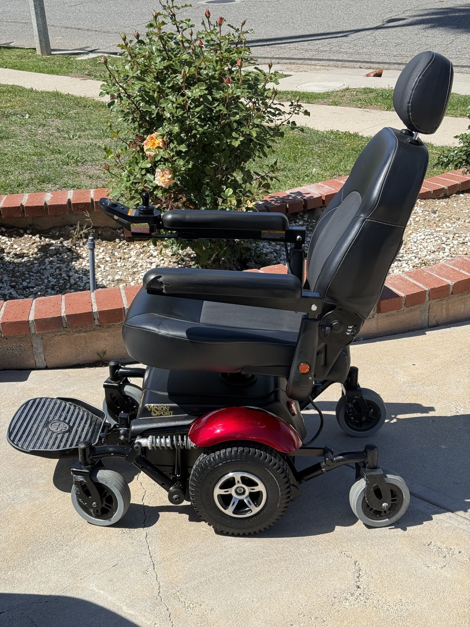 Merits Vision Sport Electric Mobility Chair