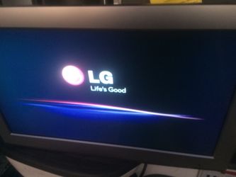 4 LG 26”” Flat screen tv-Monitors for 50.00 yes you get 4 TVs for 50.00