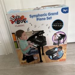 Kids Beat Bop Classic Piano In Box  *PICKUPS ONLY!*