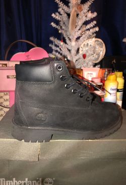 Black timberlands kids