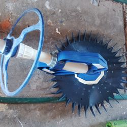 Extreme Clean Octopee