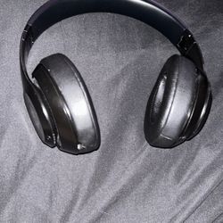 Beats Studio 3’s 