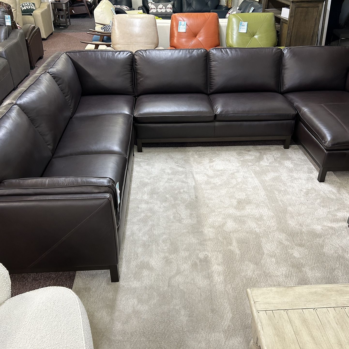 100% Real leather Sectional With A Chaise- Virton