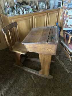 Price Drop Home School Desk $50