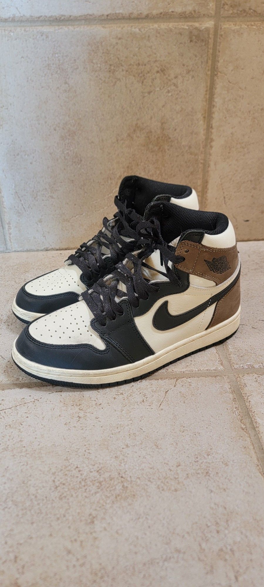 Women's Jordan 1 Mocha 7.5
