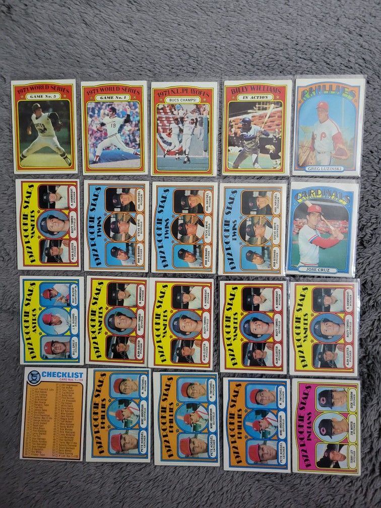 1972 Topps 20 Card lot Featuring Rookies, Checklist & Leaders Cards.