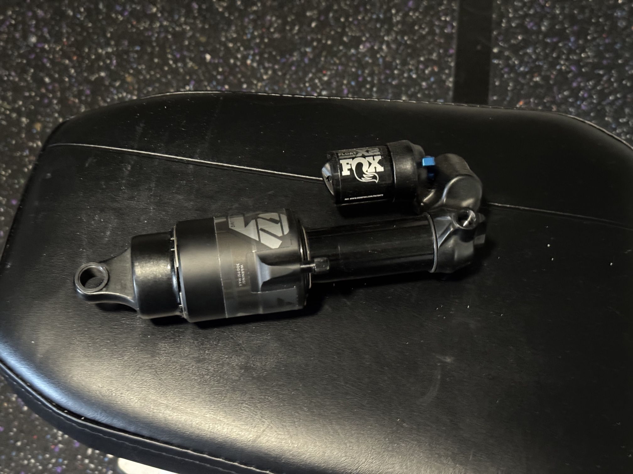 2022 FOX FLOAT X2 2POS-ADJ