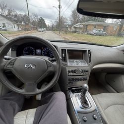 2010 Infiniti G37