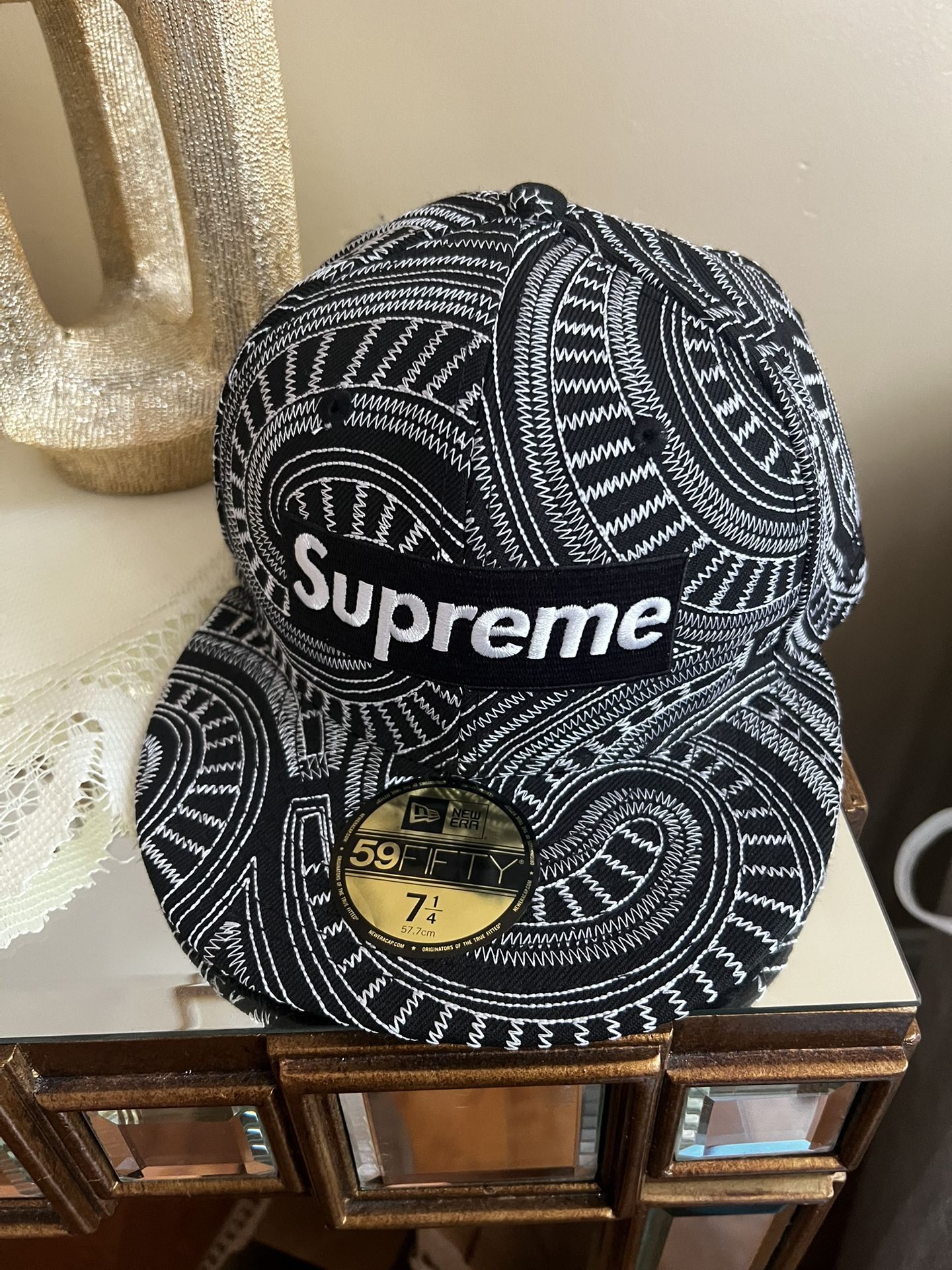 2013 NEW ERA 59FIFTY SUPREME SPIRAL BOX LOGO HAT BLACK WHITE 7 1/4