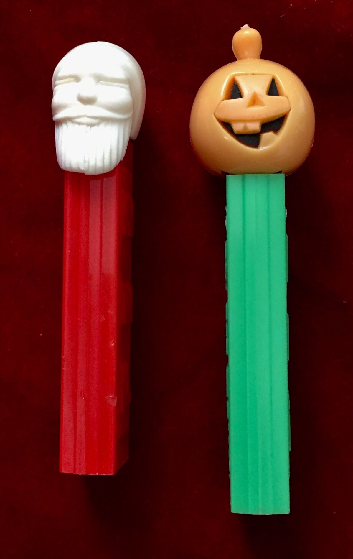 Two 1950s Pez Dispensers Santa Claus & Pumpkin Austria No Feet Straight Stem