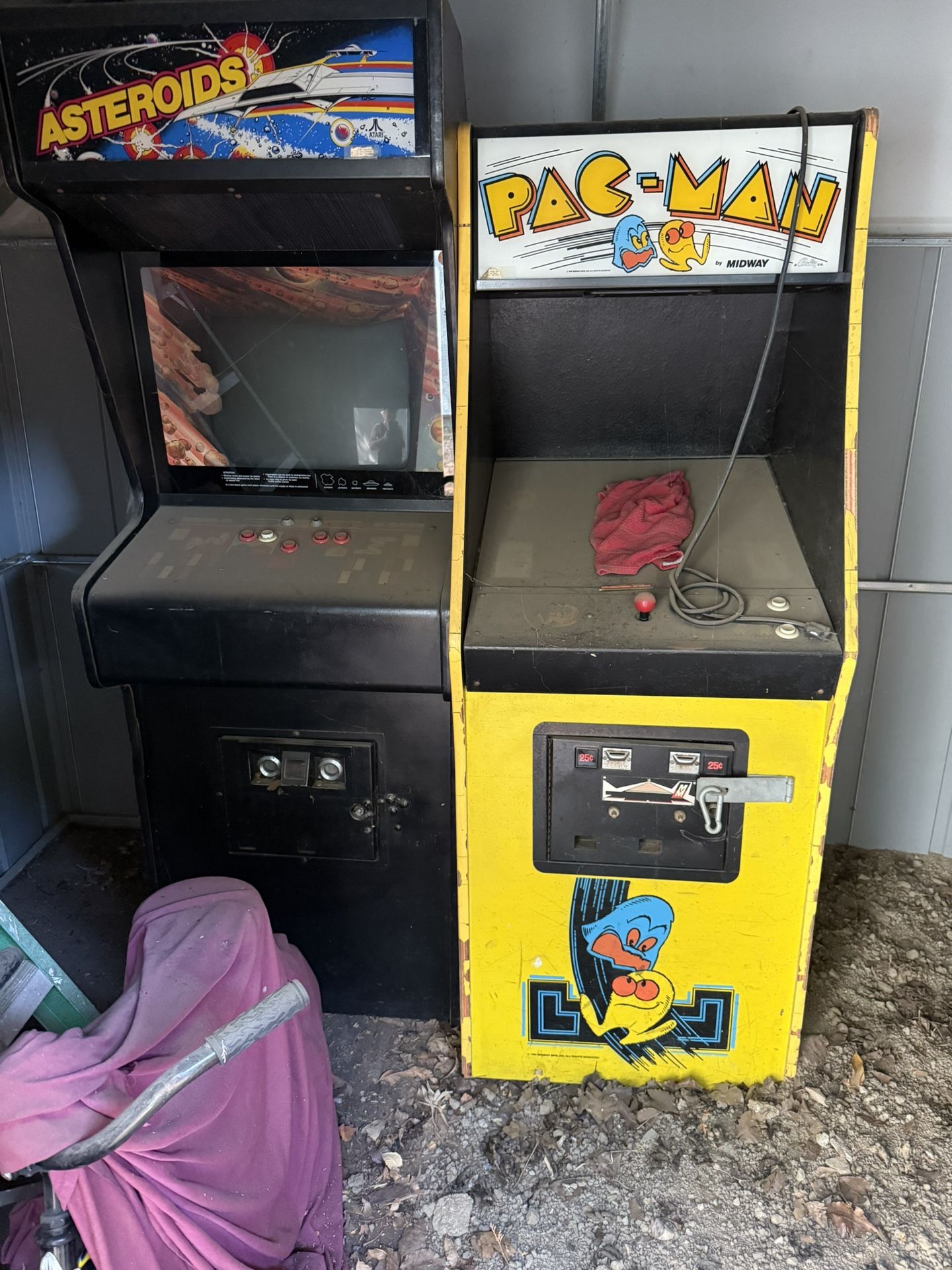 Arcade Machines. Astroids & Pacman