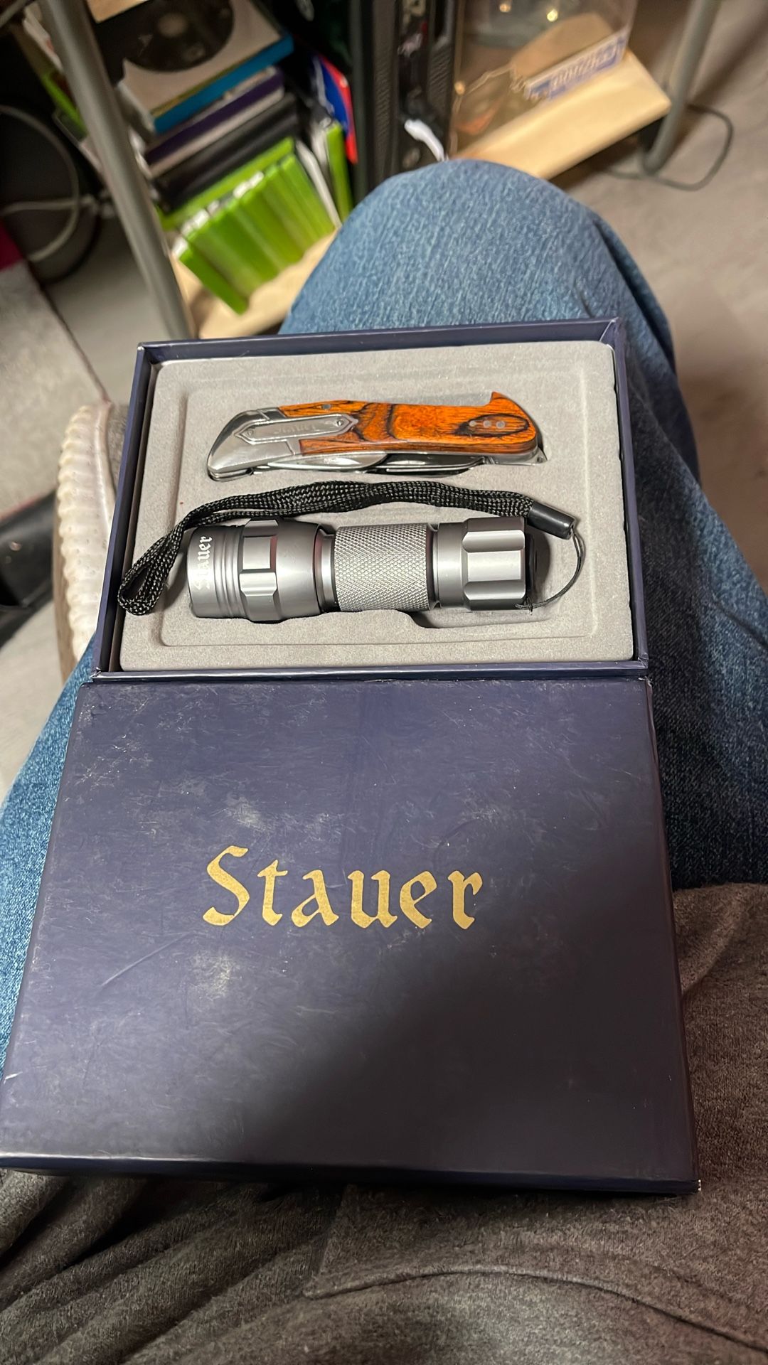 Multitool Flashlight Kit