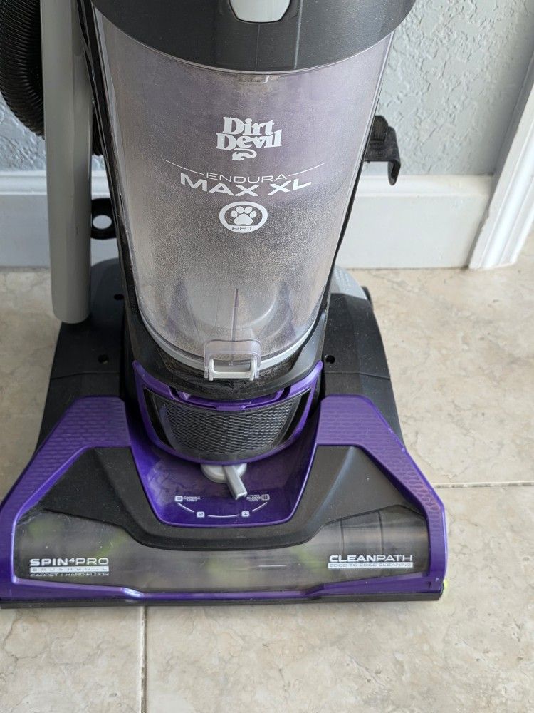 Dirt Devil Power Max XL Upright Vacuum