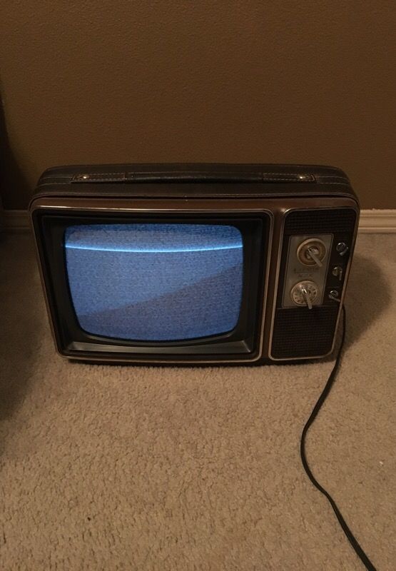 Vintage 1970s zenith black and white television