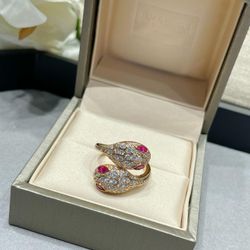 Double-headed diamond snake ring