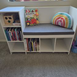 Kids Book/Toy Shelf With Reading Nook