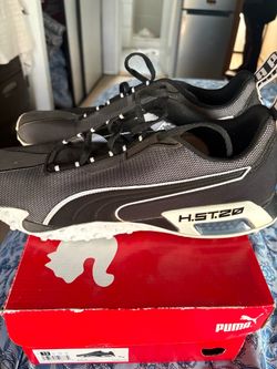 Puma https://offerup.com/redirect/?o=SC5TVA==.20 Sneakers Size 13