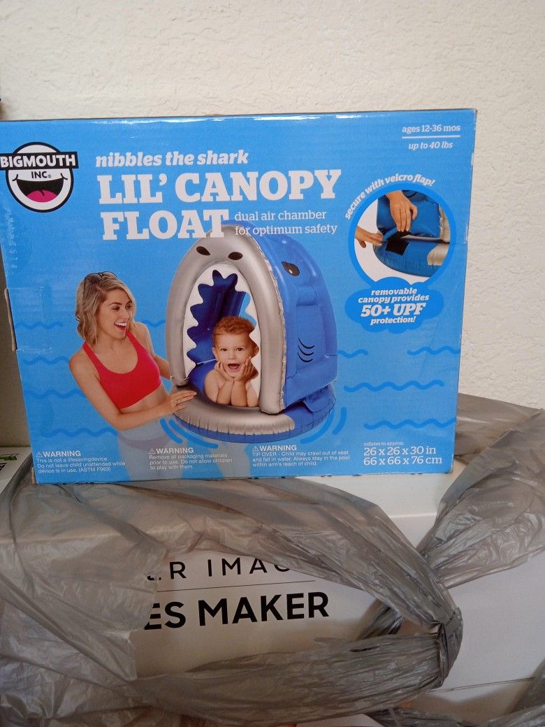 Nibbles The shark lil' canopy float