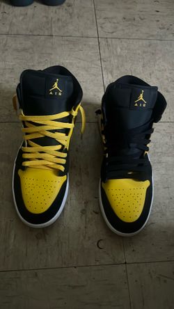 Yellow Jordan 1 new love