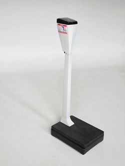 Vintage Health o meter Doctor's Scale Medical Office Physician Scale 300 lb