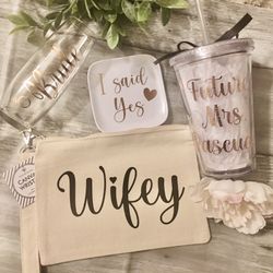 Personalized Bride Gift Box Set 