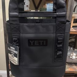 Yeti Tote Bag
