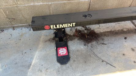 Skateboard rail
