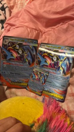 Mega and normal greninja