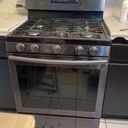 Samsung Fridge And Gas Stove 