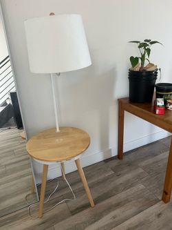 Wireless and Wired Charging Lamp