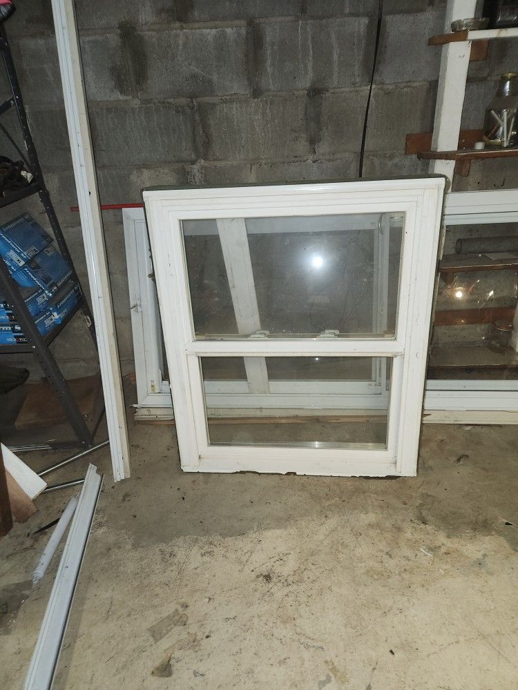 32 X 37 Double Hung Replacement Window