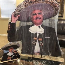 Vicente Fernandez Wood Prop