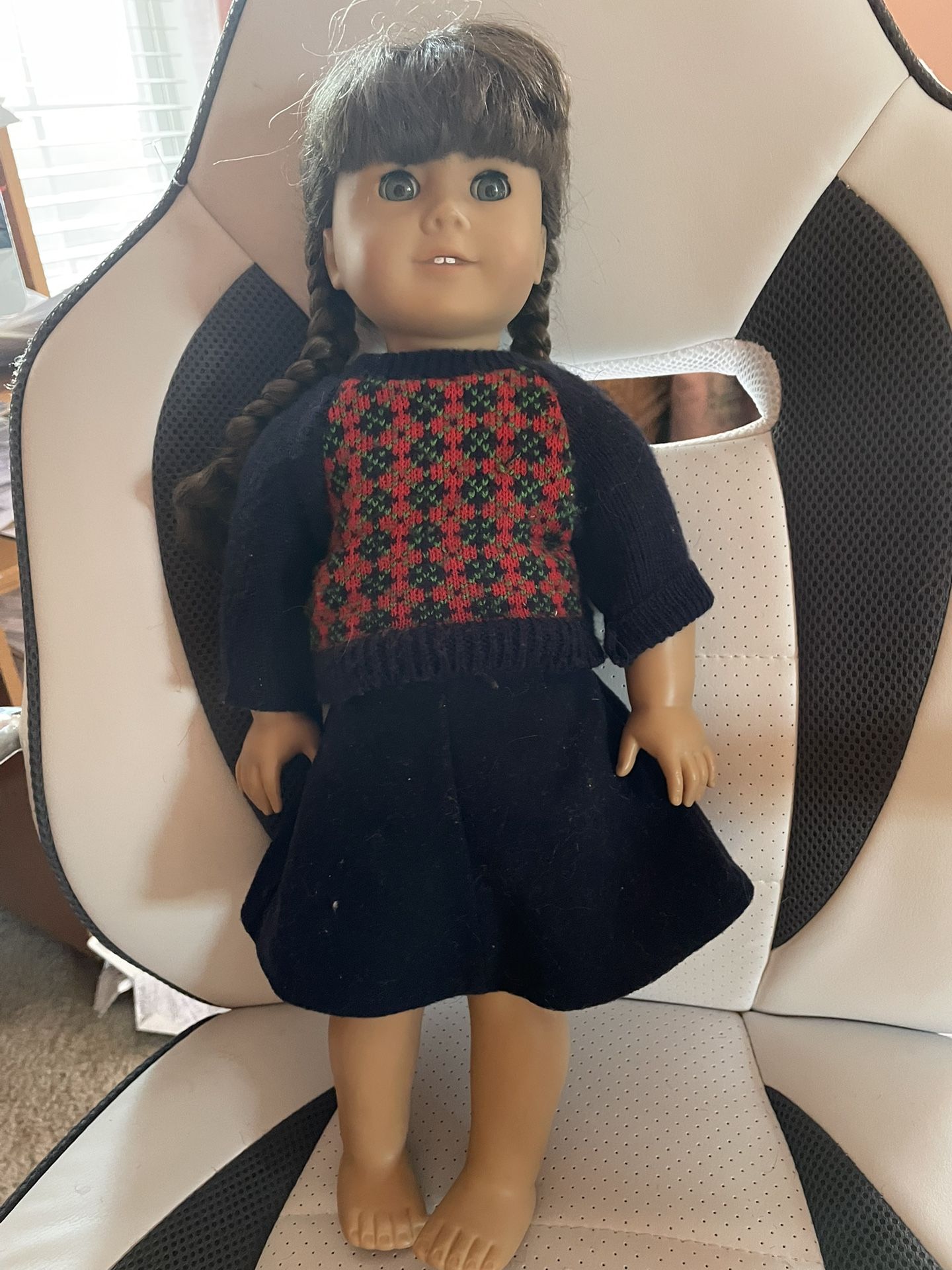 Pleasant Company Molly 18” Tall Doll