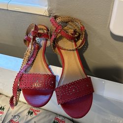 Xoxo Shoes Size 8 - New Red