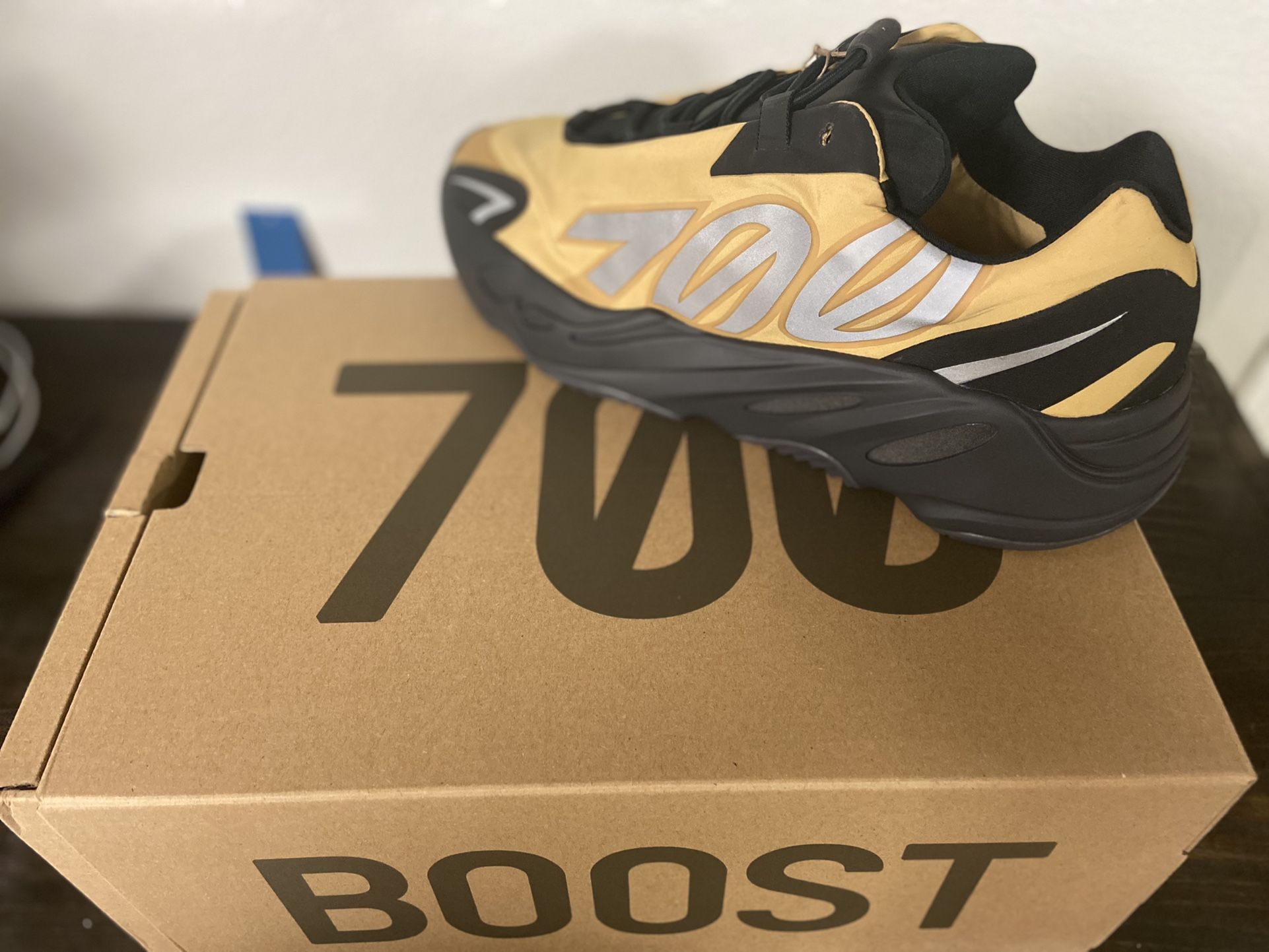 Adidas Yeezy Boost 700 Honey Flux