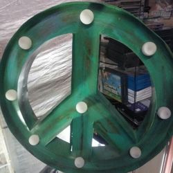Lighted Metal Peace Sign