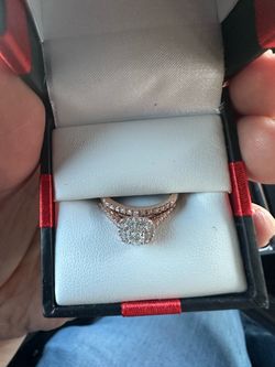 Rose gold engament ring