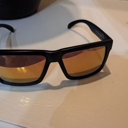 Medium Heatwave Vise Sunglasses 