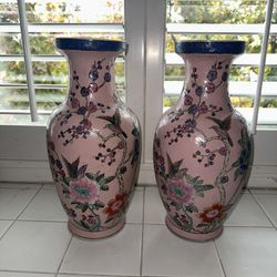 2 Large Vases Perfect For Flowers - Home Decor 